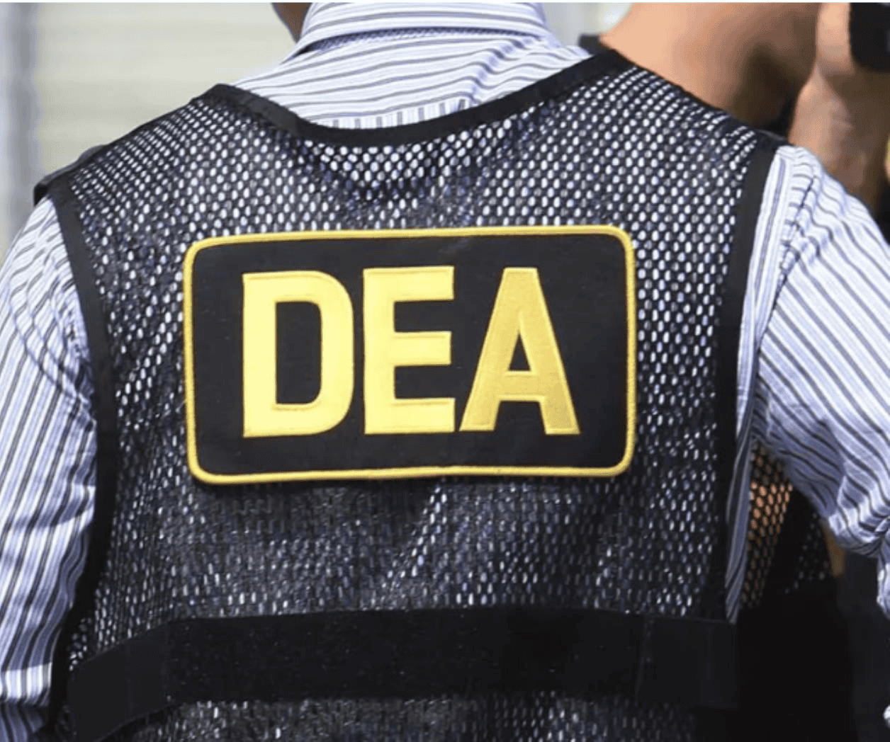 DEA critica al gobierno de México por retrasar visas para agentes