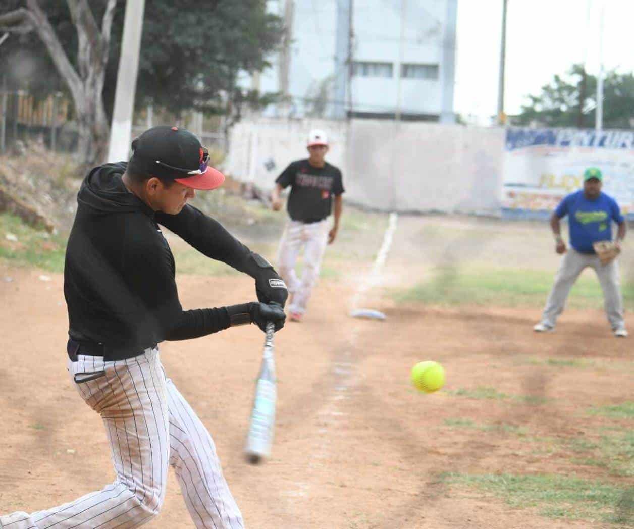 Noquean Entenados a los Amigos de Manny