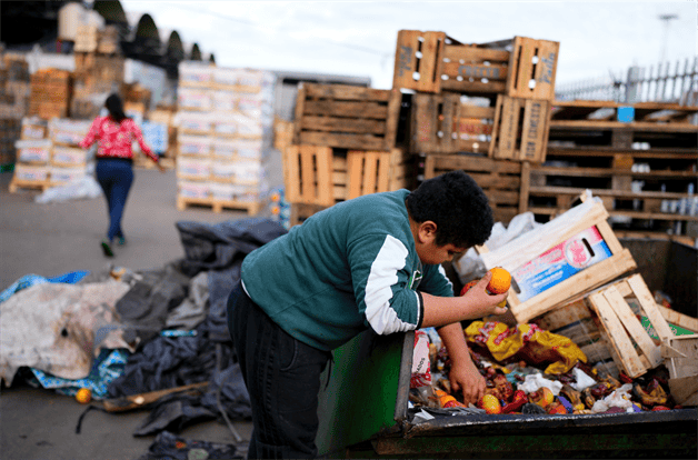 Progresiva desaceleración en Argentina; cae inflación un dígito