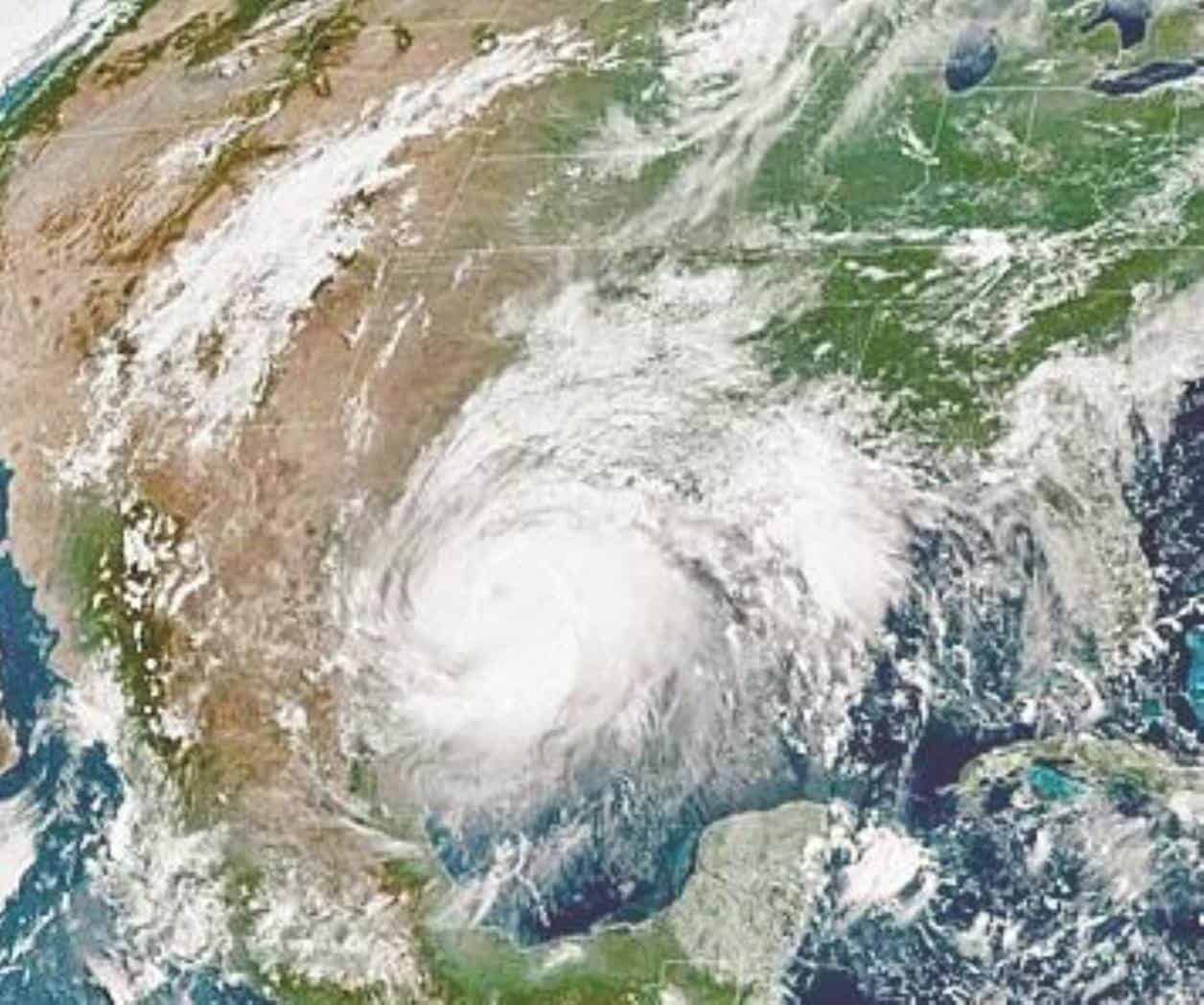 Amenazan 2 huracanes a Tamaulipas