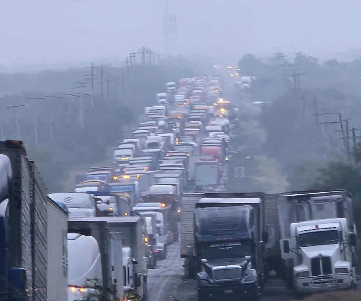 Levantan bloqueo agrario Levantan bloqueo agrario