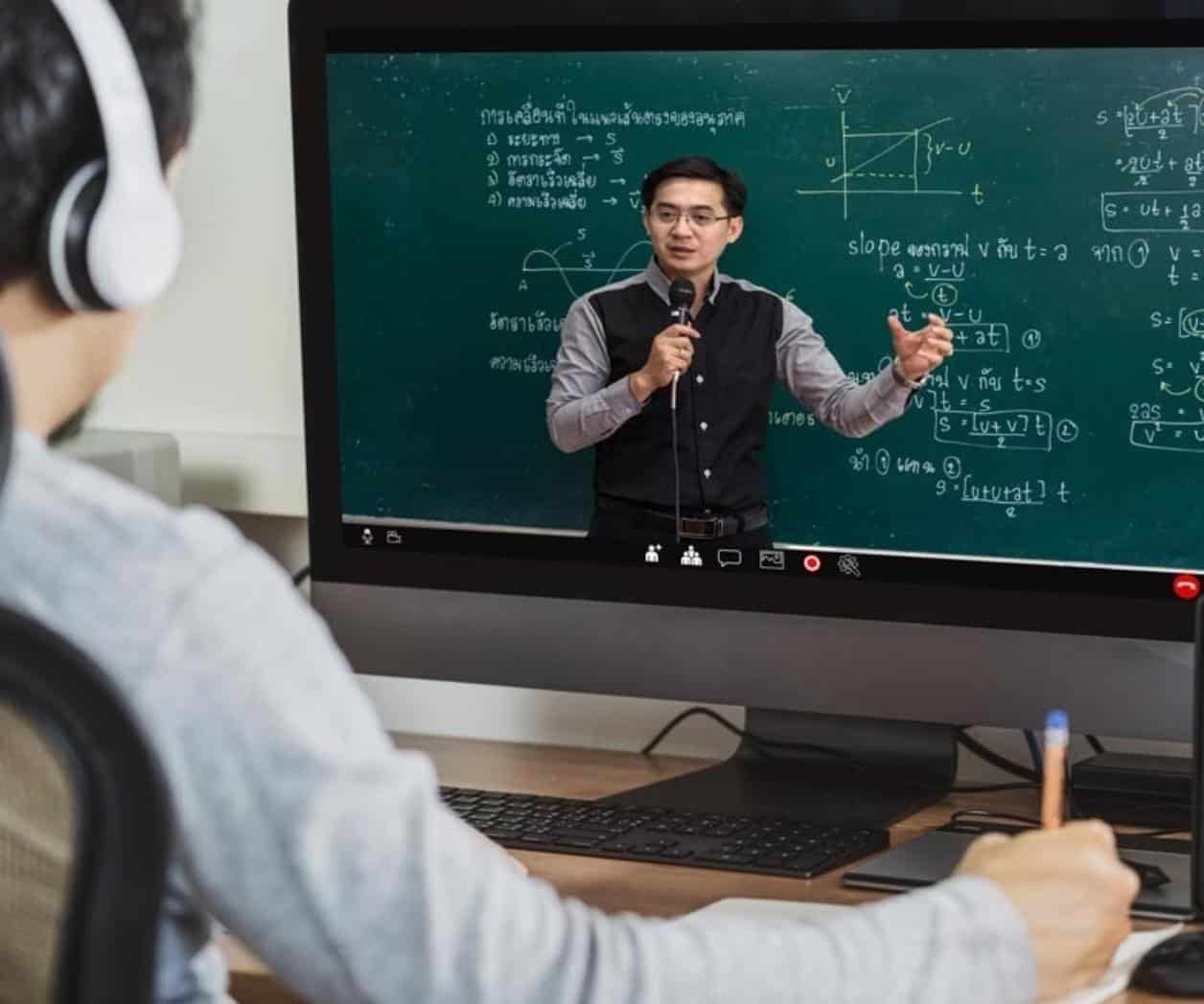 Maestros quieren terminar ciclo escolar de manera digital Maestros quieren terminar ciclo escolar de manera digital