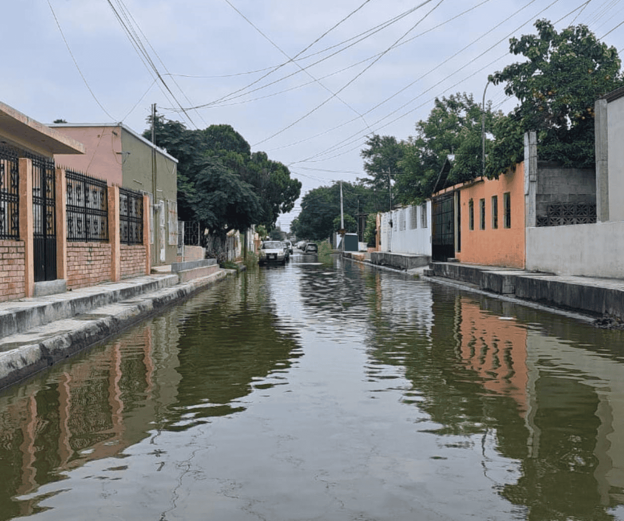 Familias de colonia Loma Alta elevan llamado de auxilio