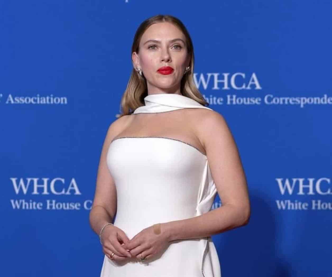 Suspenden voz de ChatGPT parecida a la de Scarlett Johansson