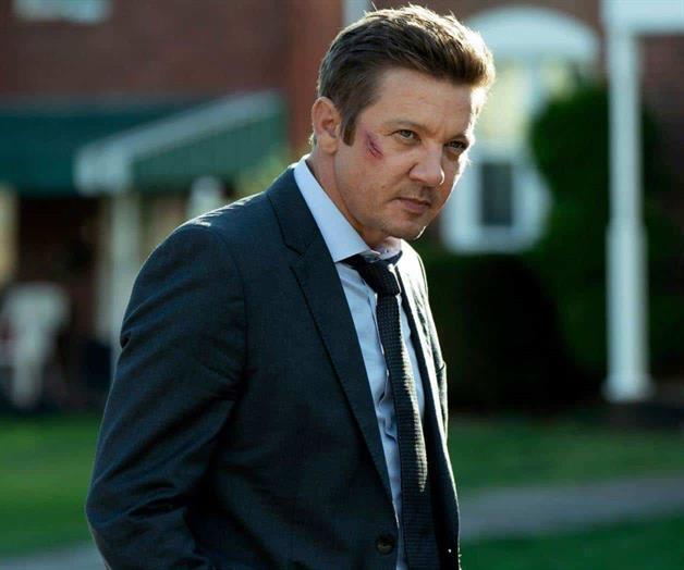 Jeremy Renner enfrenta acusaciones de acoso sexual por Yi Zhou; el actor responde Jeremy Renner enfrenta acusaciones de acoso sexual por Yi Zhou; el actor responde