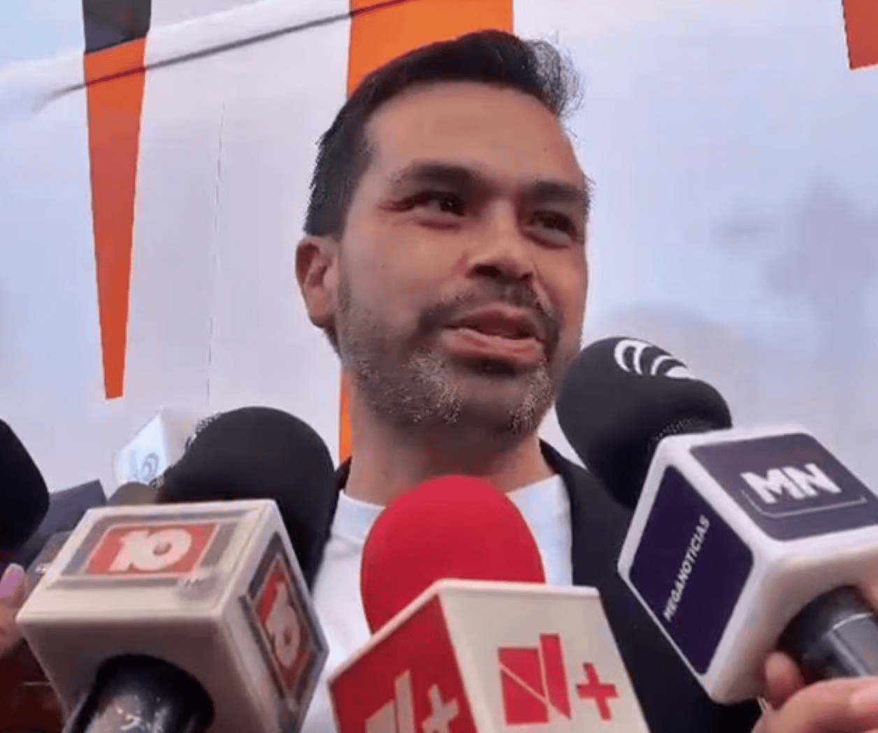 M&aacute;ynez asegura que cambi&oacute; la forma de hacer pol&iacute;tica en M&eacute;xico