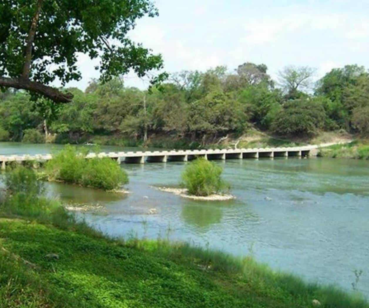 Cierran ´fugas´ de agua: Cancelan 100 tomas clandestinas en Guayalejo - Tamesí