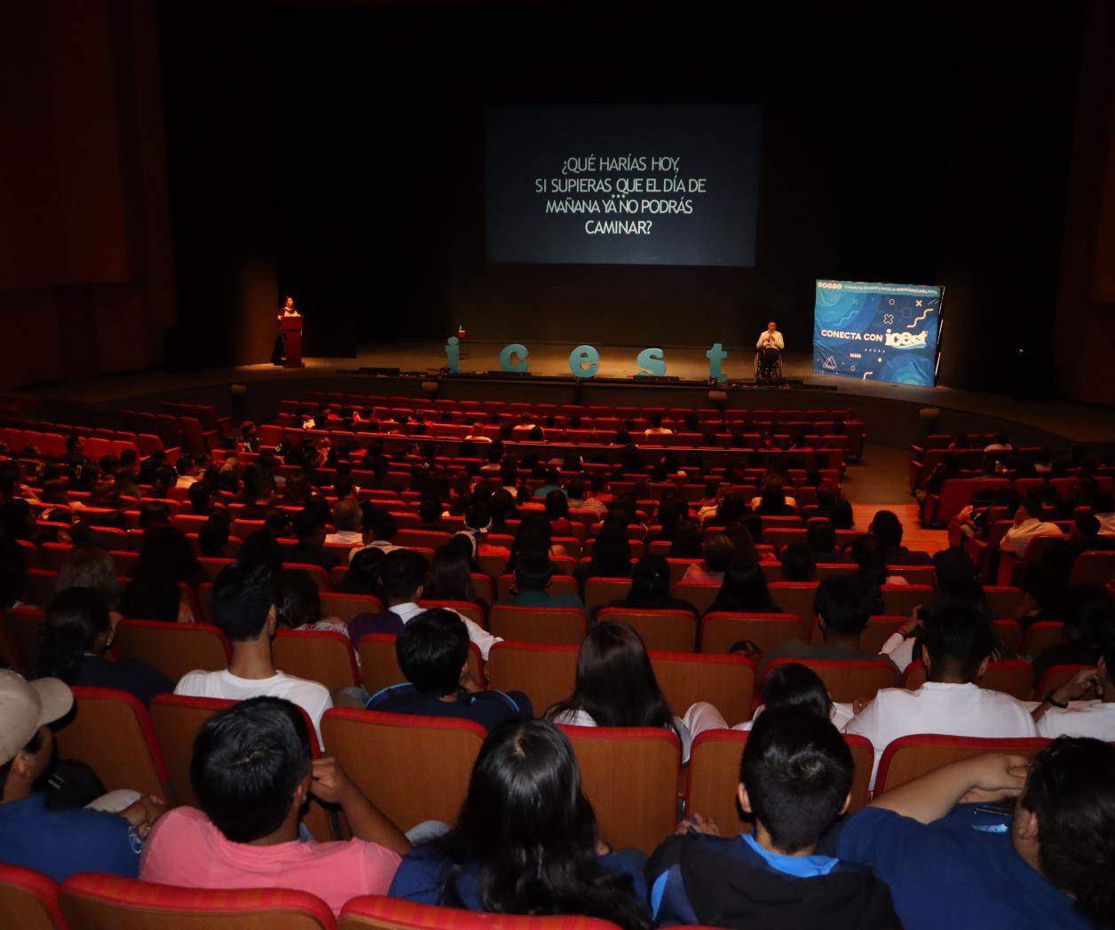 Celebra ICEST 45 aniversario Celebra ICEST 45 aniversario