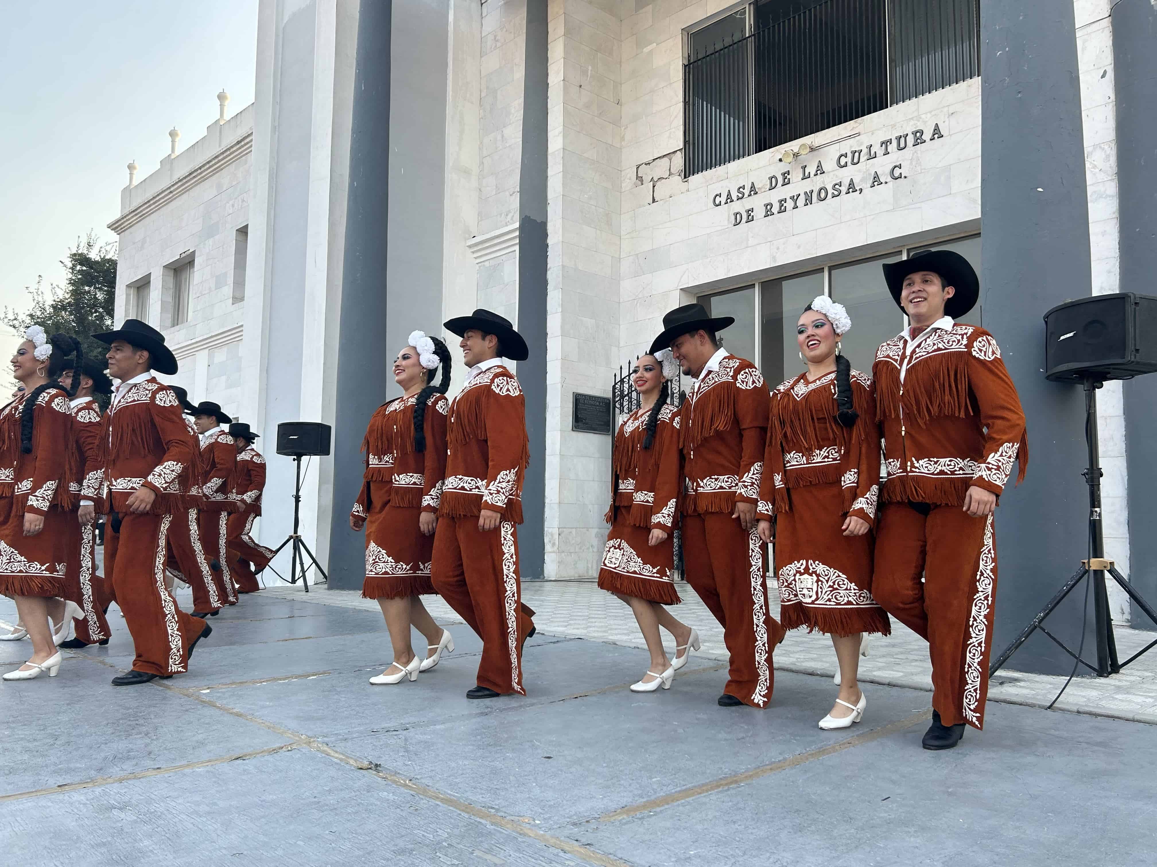 Ballet folclórico Izcalli.