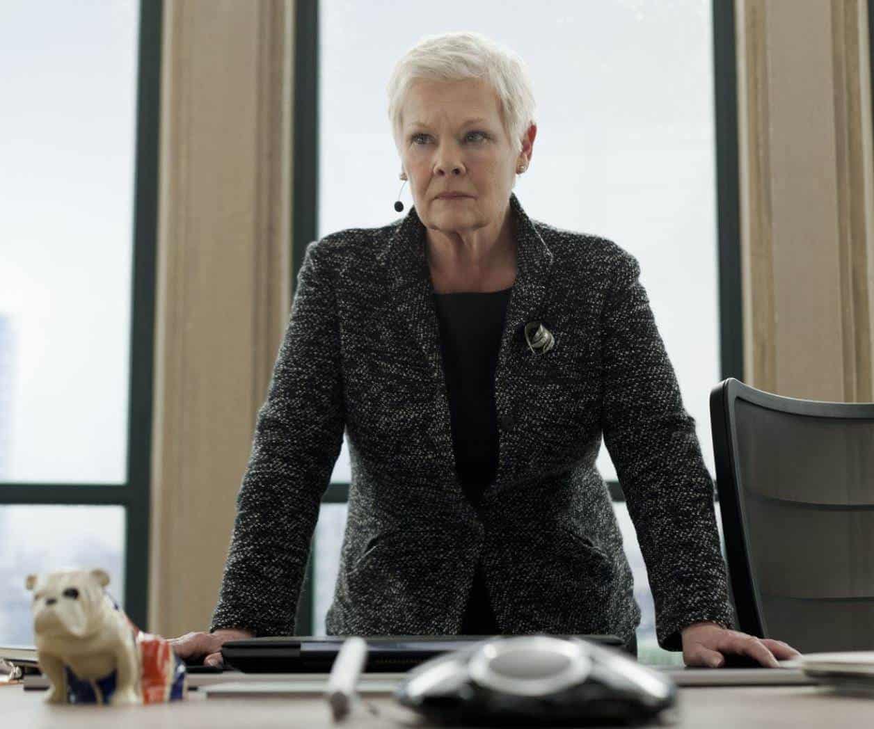 Judi Dench y su lucha contra los problemas de visión en el cine