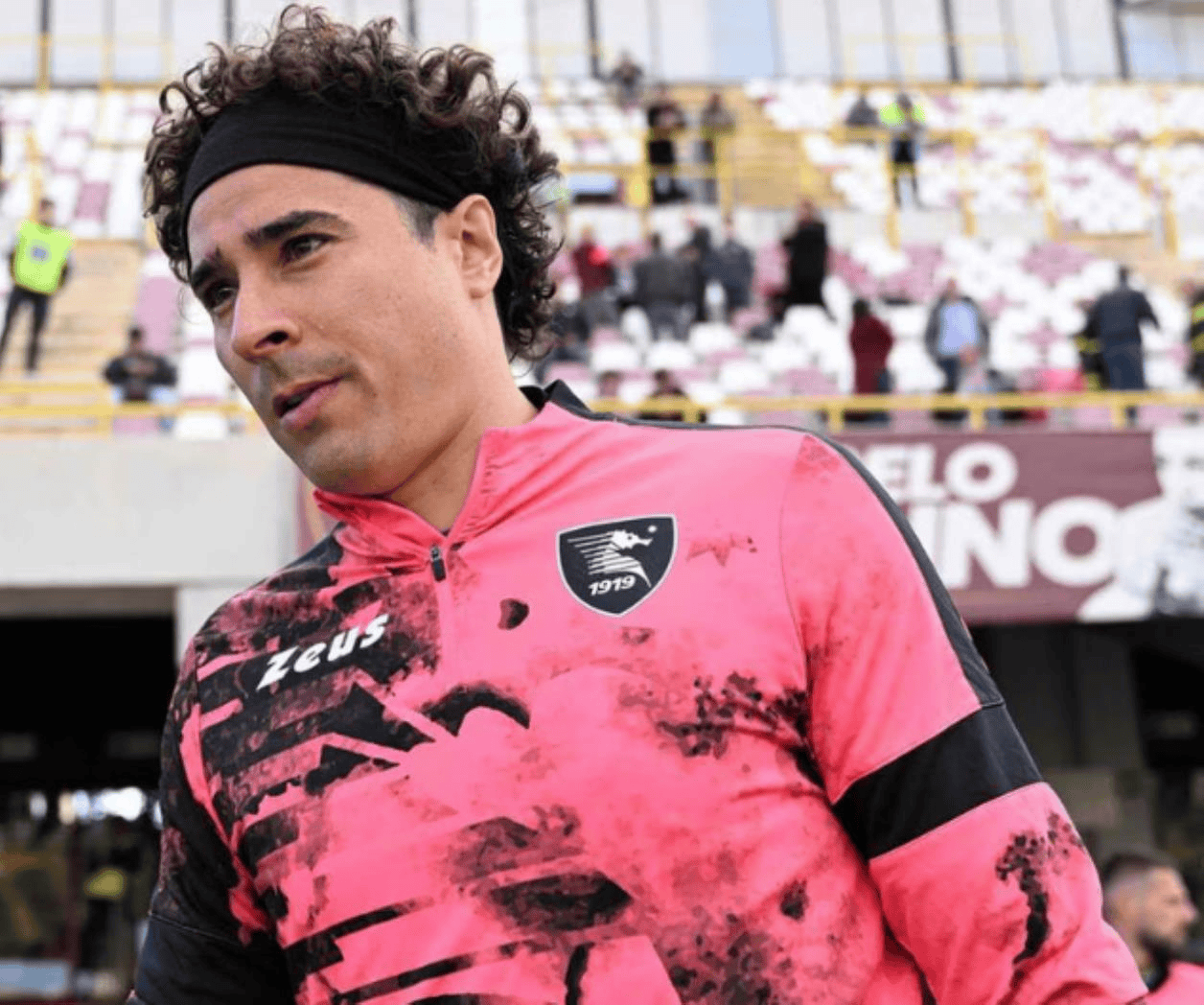 Guillermo Ochoa se despide del Salernitana con emotiva carta