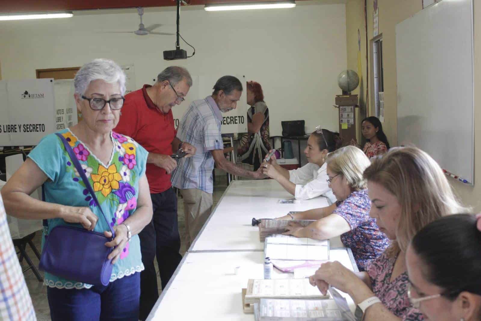 Elecciones 2024 |  Inicia la votación en Cd.Victoria, y son los adultos mayores quienes acuden desde temprano a las casillas