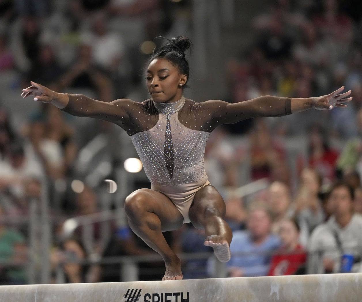 Logra Simone Biles noveno campeonato