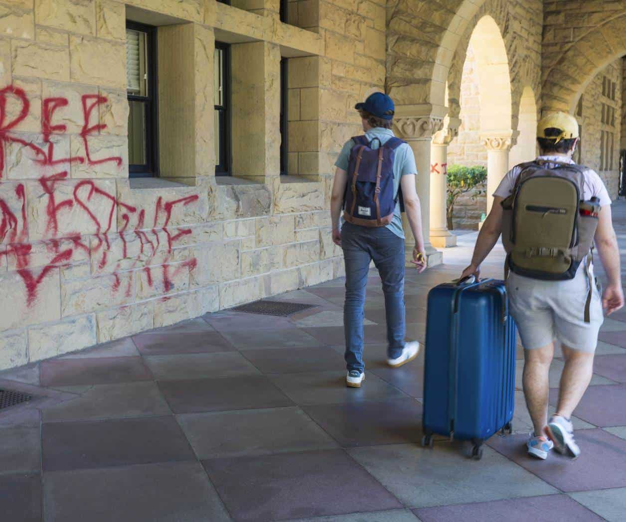 Arrestan a manifestantes propalestinos en Stanford