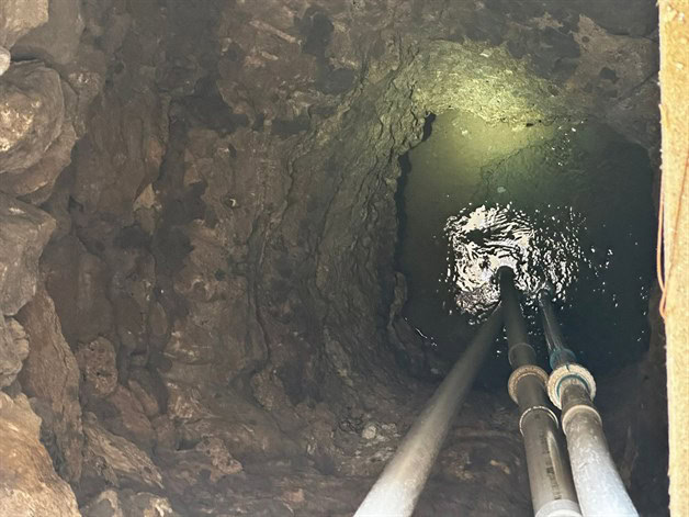 Extraen agua de pozo ante falta del servicio en ejido en Tampico