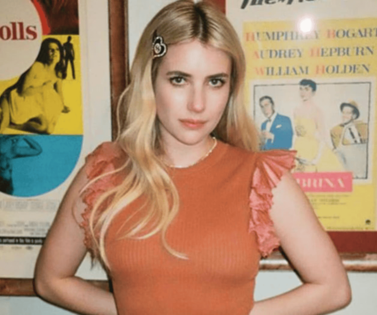 Emma Roberts consigue restricción contra hombre que entró en su hogar