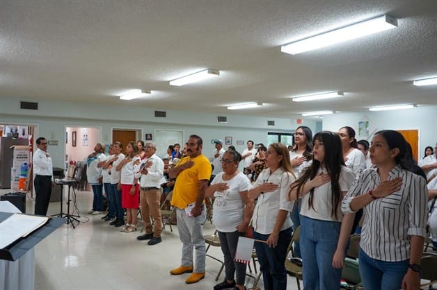 Establecen vínculo con los paisanos en el Valle de Río Grande