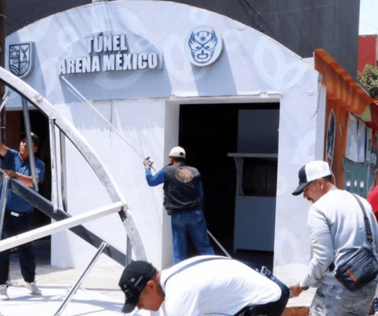 Demuelen Túnel de la Lucha ubicado afuera de la Arena México