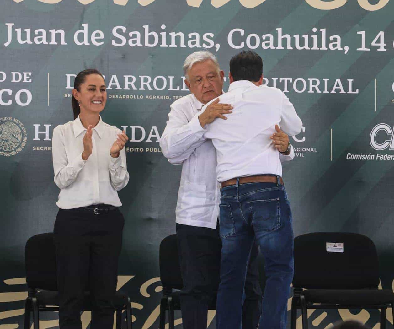 AMLO y Claudia Sheinbaum inician gira juntos