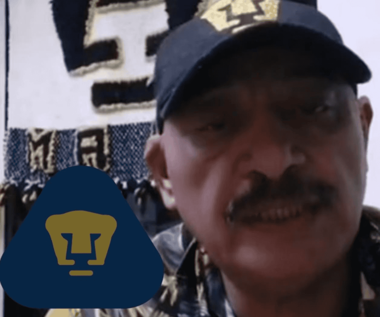 Don Beto, famoso fan de Pumas crea nuevo porra para el equipo