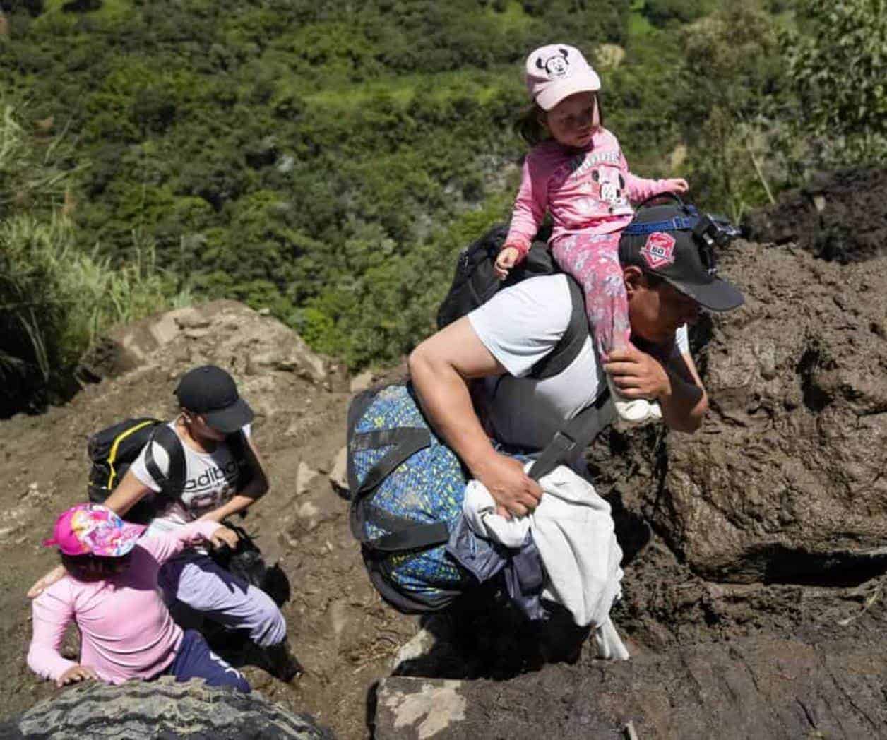 Temporal deja siete fallecidos, 22 heridos y 16 desaparecidos en Ecuador