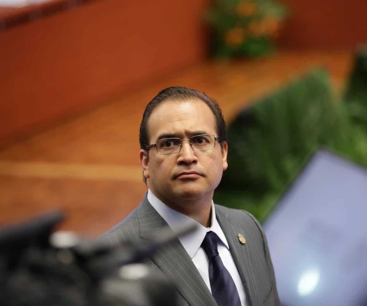 Javier Duarte tramita amparo contra orden de aprehensión Javier Duarte tramita amparo contra orden de aprehensión