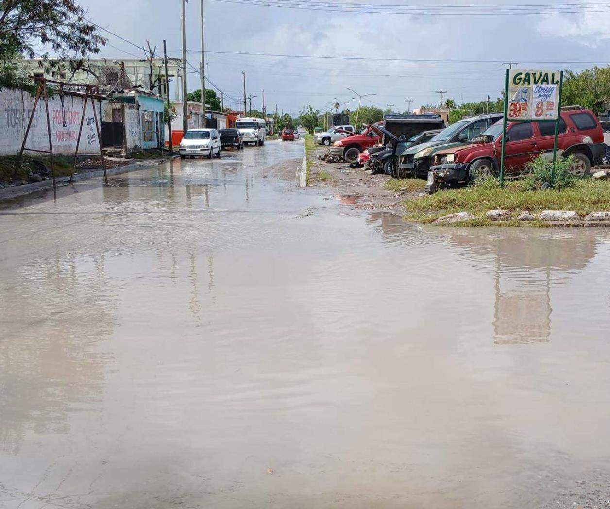 Dejan lluvias afectaciones