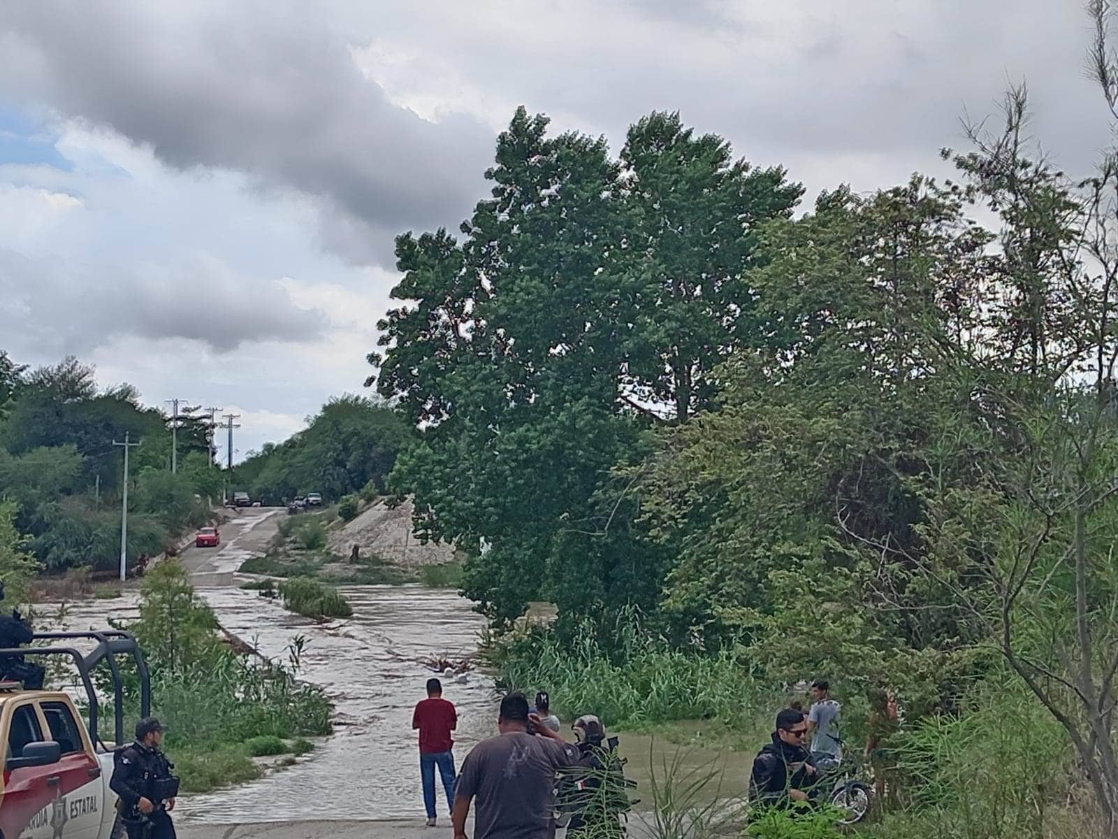 Vigilan ejidos por desbordamiento de ríos en Tamaulipas