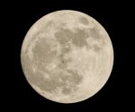 Influencia de la Luna de Fresa en el comportamiento