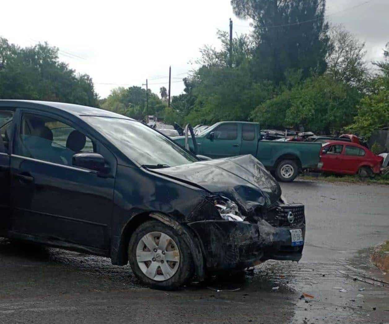 Percance vial, dejó cinco heridos