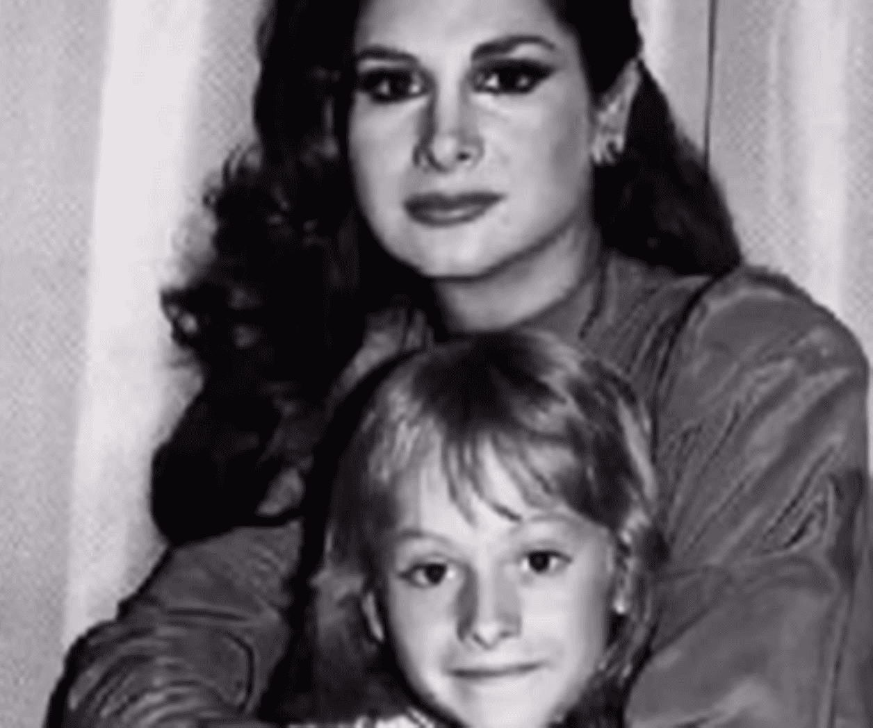 Paulina Rubio dedica su show a la memoria de su madre