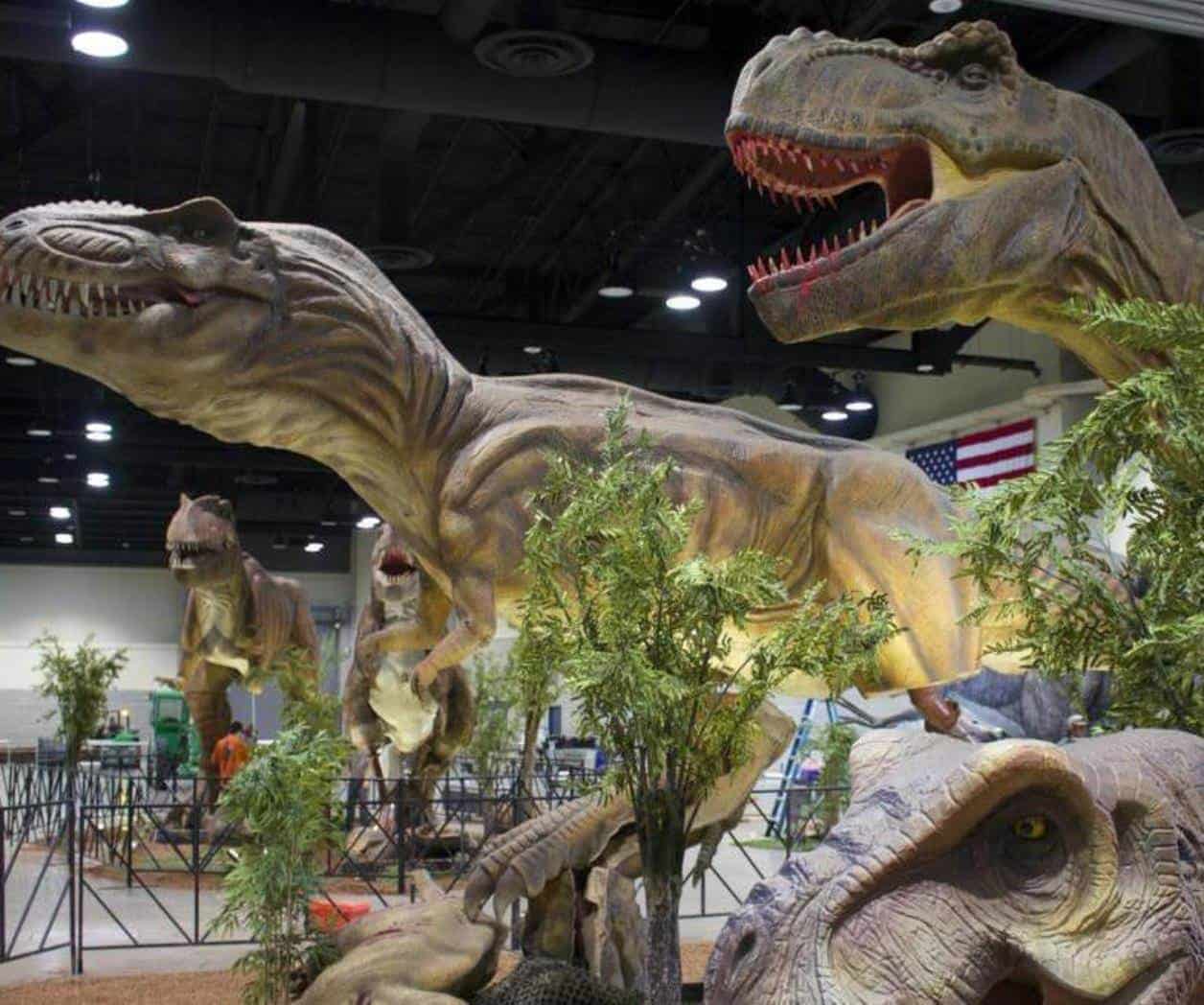 Llegan dinosaurios a McAllen