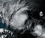 Huracán Beryl alcanza la Categoría 3 en camino al sureste del Caribe