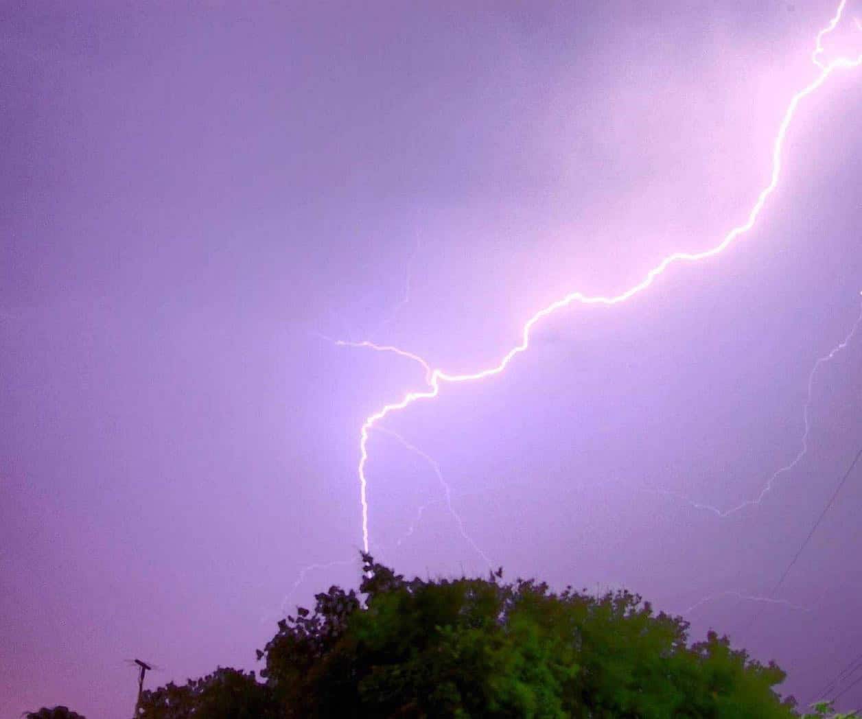 Azota tormenta a Valle Hermoso Azota tormenta a Valle Hermoso