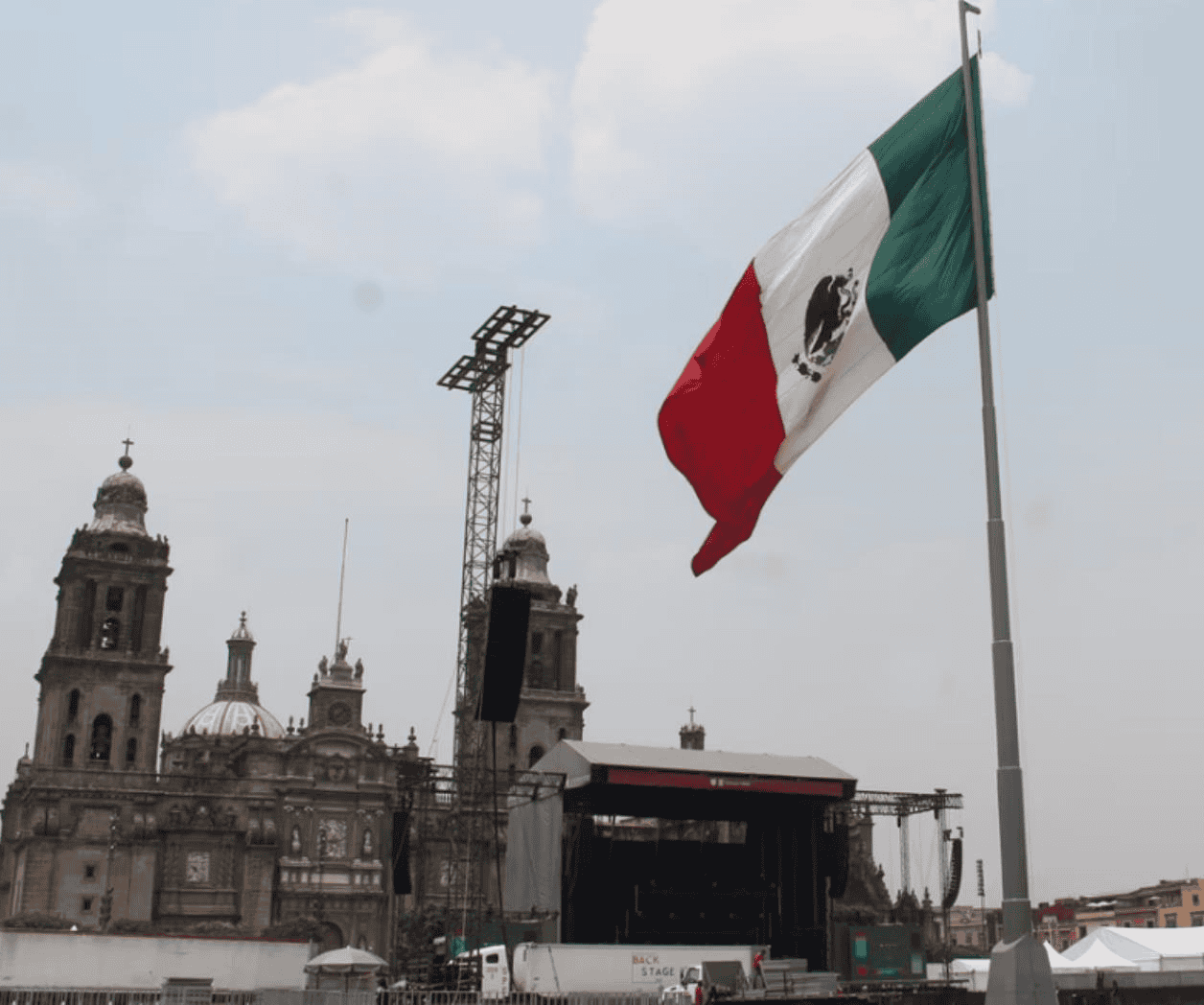 ¡Lánzate a ver el mapping en el Zócalo capitalino!