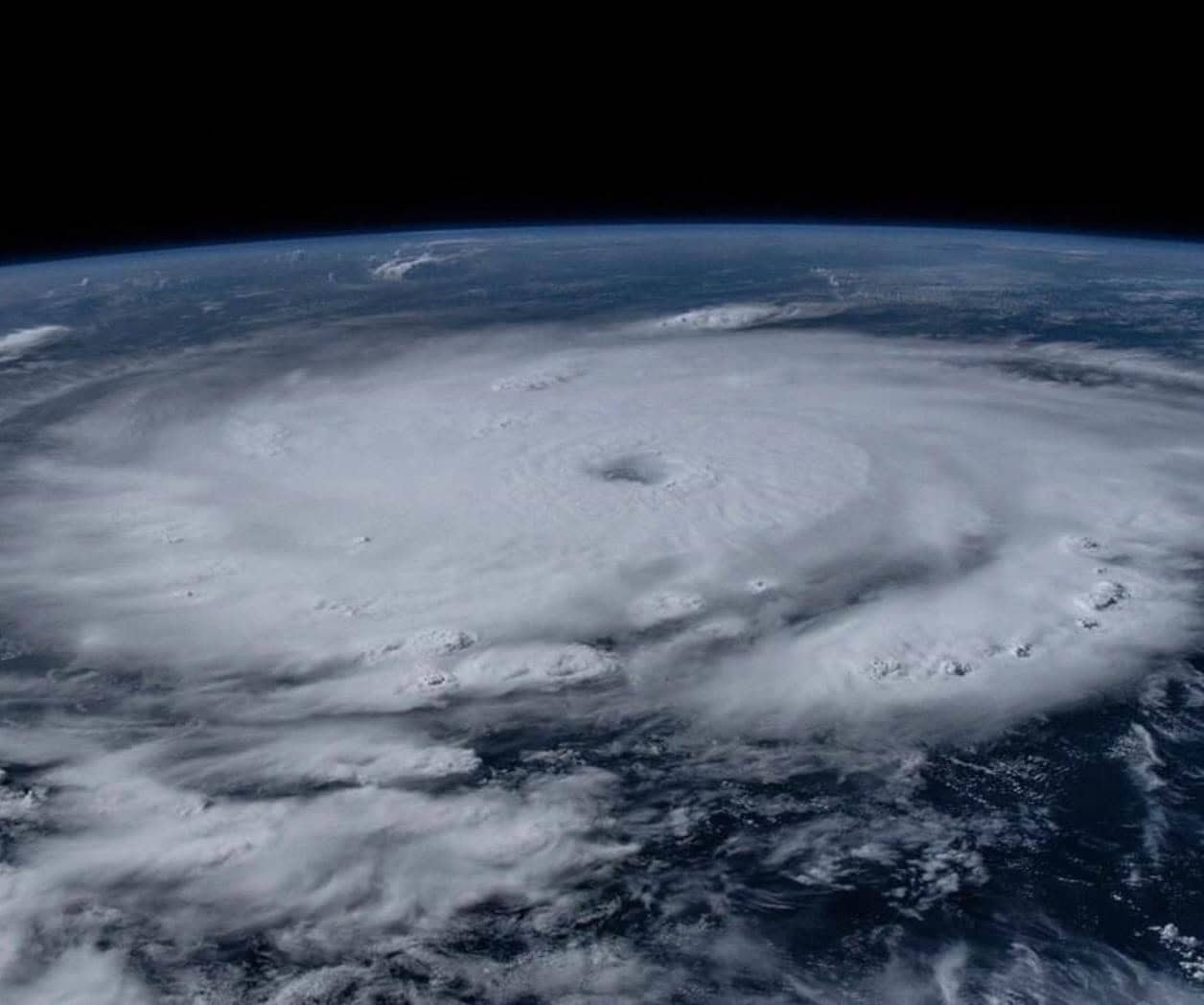 Alerta Naranja en Quintana Roo por Huracán Beryl de categoría 3