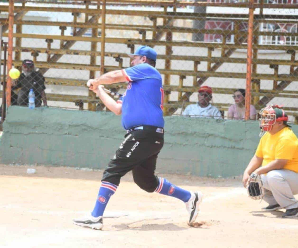 Ganan Los de Balty; apalean a Pisporros