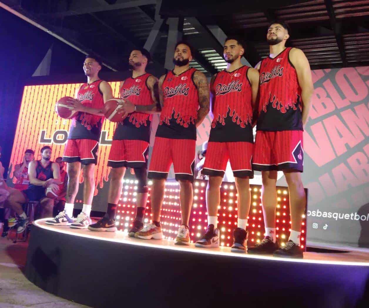 Presentación de los Nuevos Uniformes de los Diablos Rojos