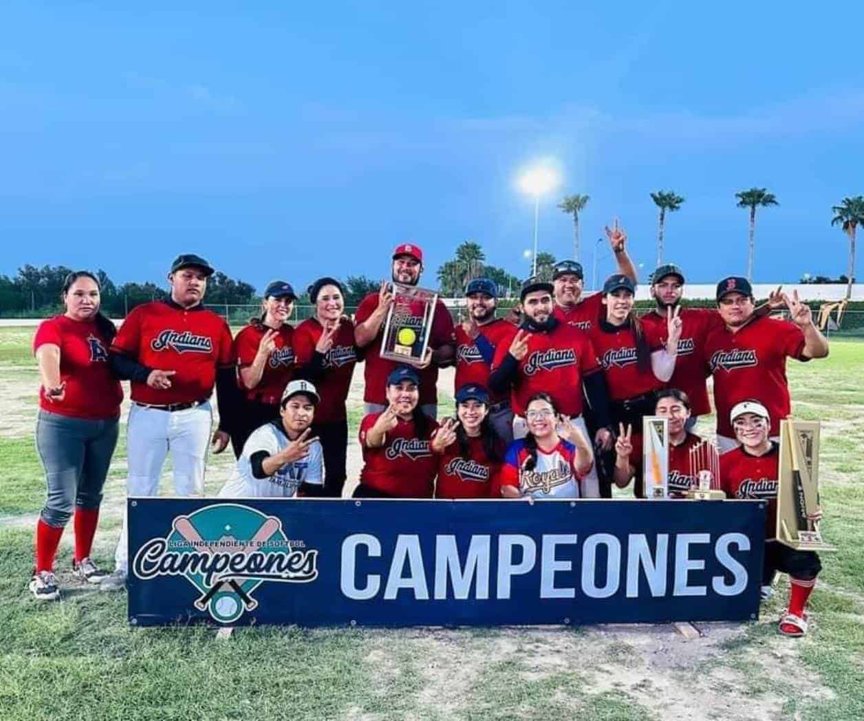 Se baja el telón del Torneo Mixto en la Liga Independiente de Softbol Campeones