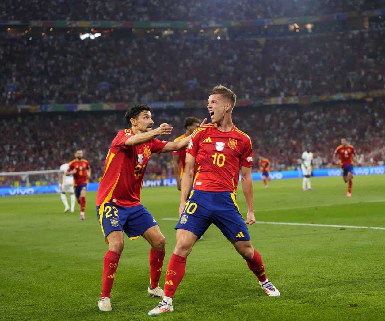 España vence 2-1 a Francia y es el primer finalista de la Euro 2024