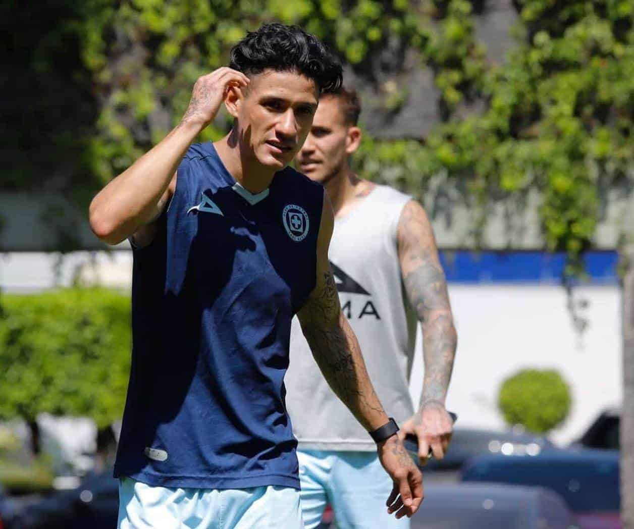Uriel Antuna fichará por el AEK Atenas por por 5 millones de dólares