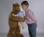 Hallan sin vida a Benji Gregory, actor de ALF