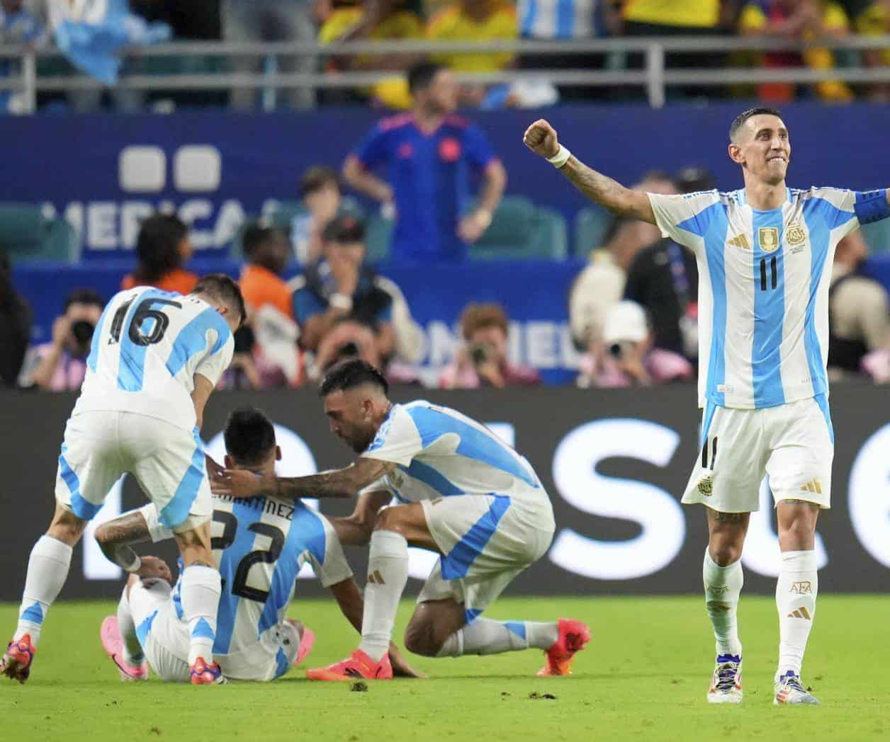 ¡Los reyes de América!