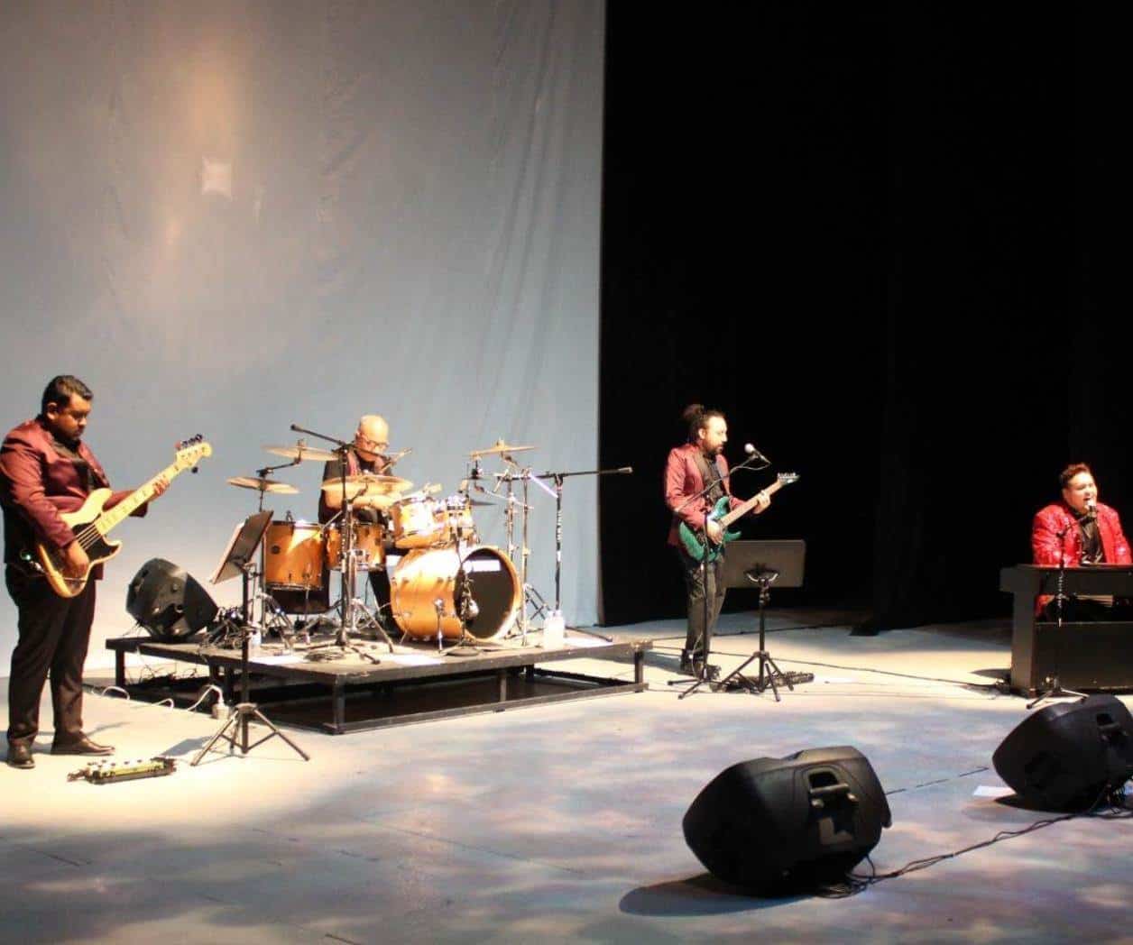 Presentan concierto romántico Presentan concierto romántico
