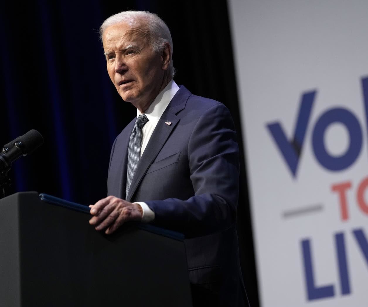 Encuesta demuestra descontento con Joe Biden entre demócratas y republicanos