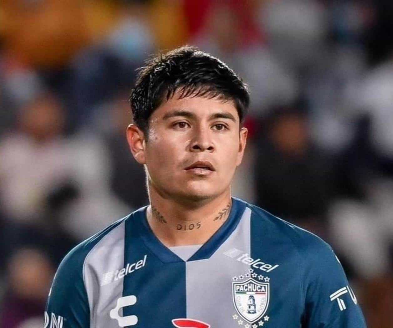 Baja de Javier Eduardo Chofis López del Pachuca por temas extra cancha