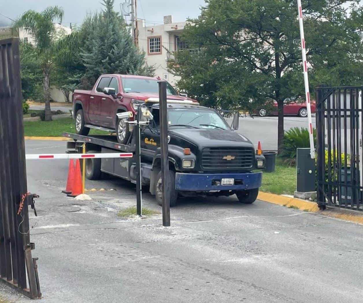 Cateo simultáneo en Monterrey y Guadalupe con 3 detenidos