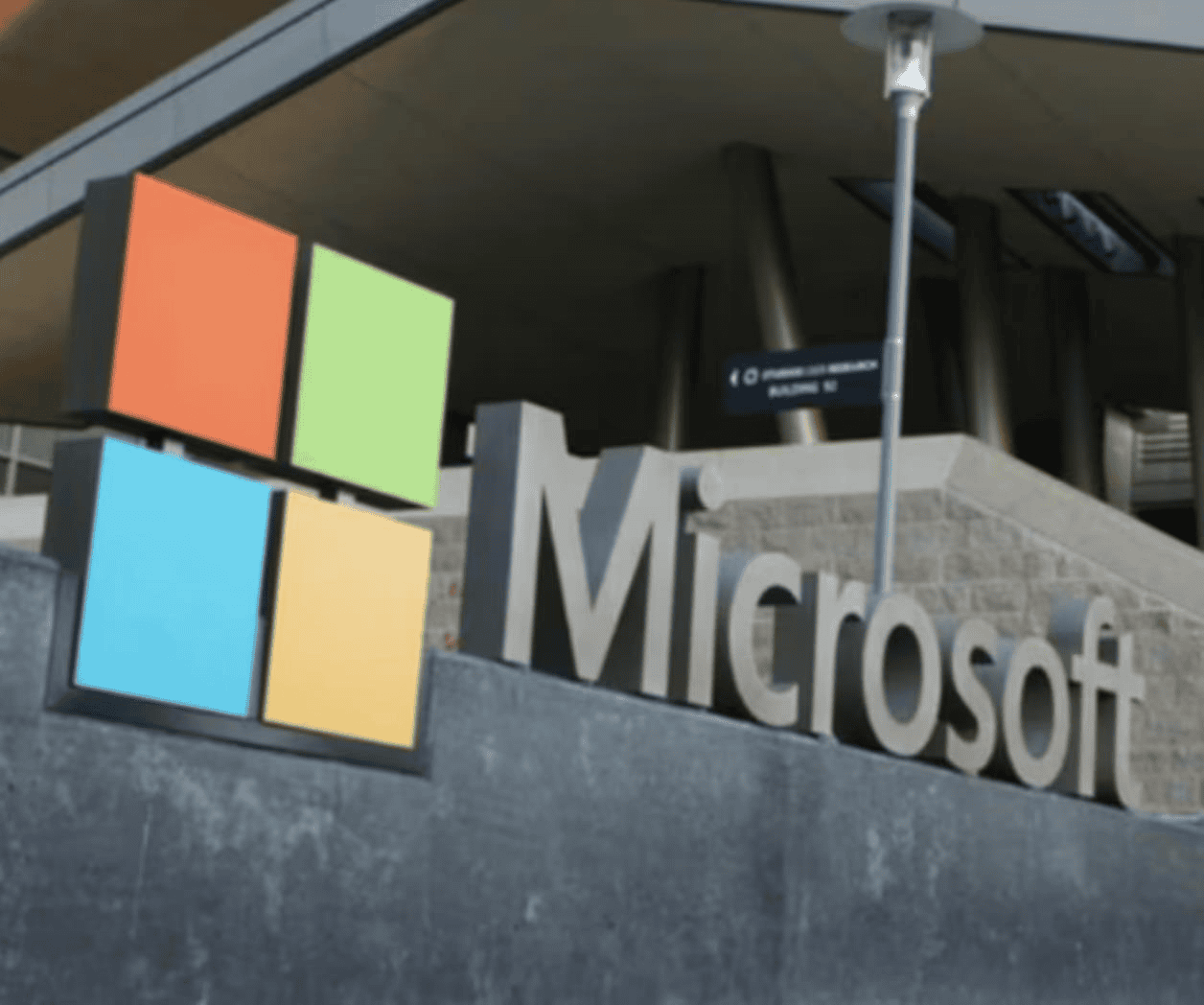 Impacto del crash tecnológico en Microsoft y Crowdstrike