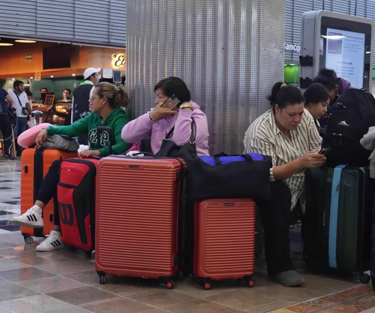 Retrasa apagón cientos de vuelos Retrasa apagón cientos de vuelos