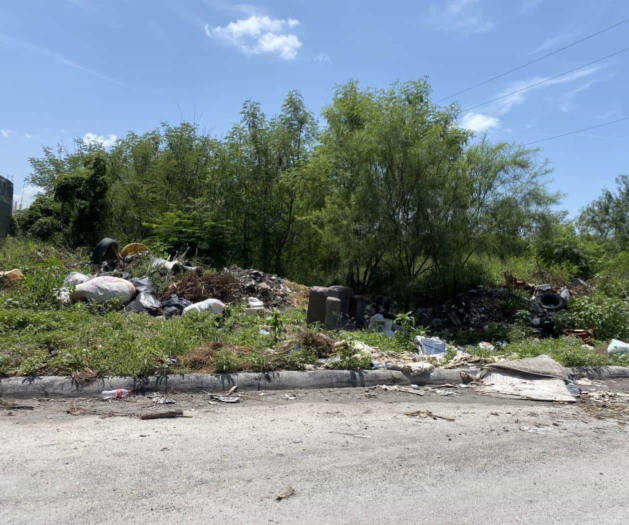 Sigue problema de neumáticos en Río Bravo Sigue problema de neumáticos en Río Bravo